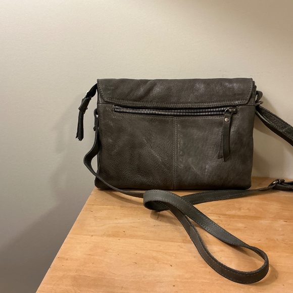 Latico threepouch purse - Picture 3 of 5